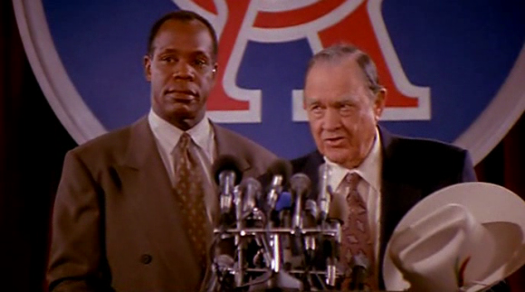 Ангелы у кромки поля макконахи. Ангелы у кромки поля. Ангелы у кромки поля. Ангелы у кромки поля броуди. Ангелы у кромки поля.